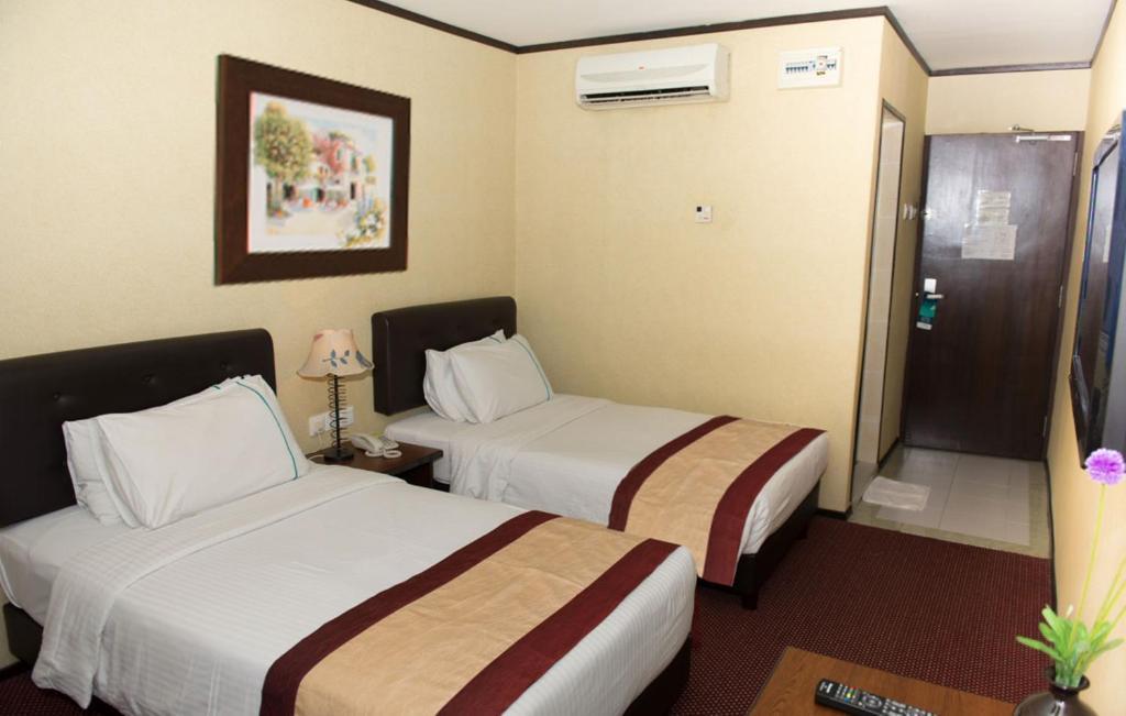 Vistaria Hotel 2*